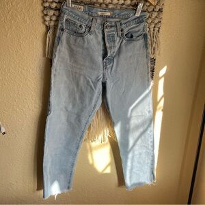Levis wedgie straight size 26 Light Wash Women's Jeans - Classic Straight Leg